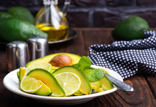 How do you select the appropriate engine oil for a high-performance sports car in the UK?